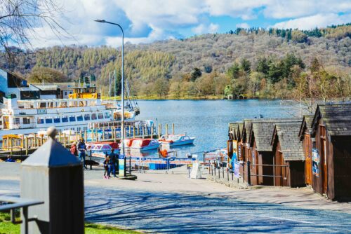 Lake View Garden Bar - Outdoor dining in the Lake District - Lake views with lake cruises